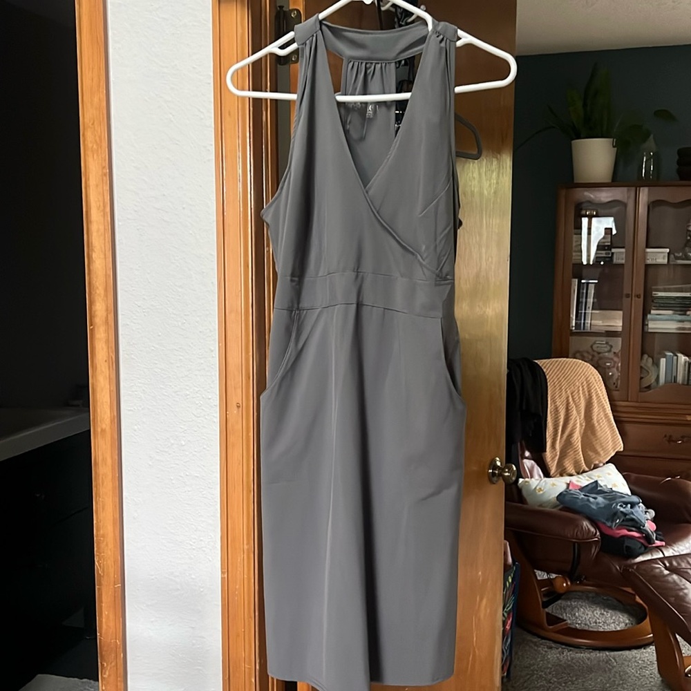 Cute gray summer  dress only worn a couple of times